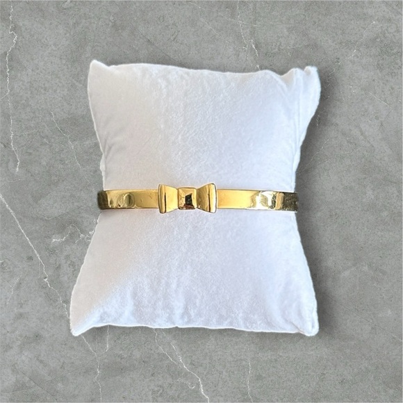 Kate Spade Take a Bow Gold in Color Cuff Bracelet - Picture 5 of 8